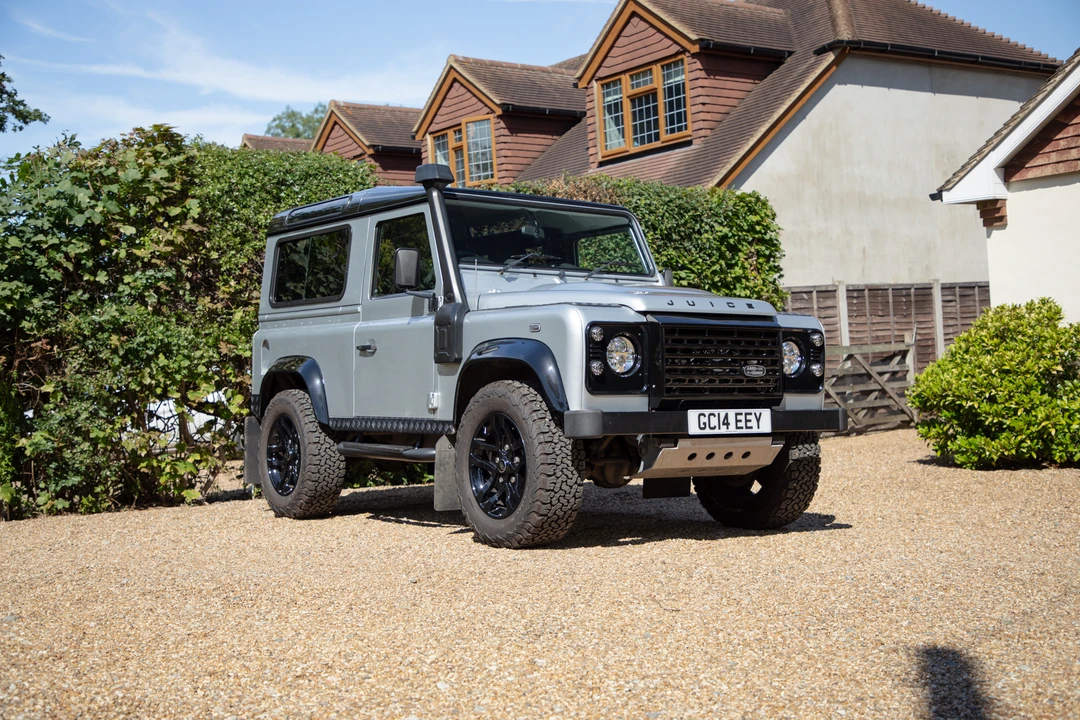 2014 Land Rover Defender 90 - Image 12 of 31