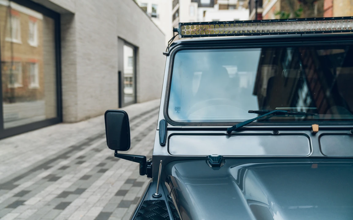 2014 Land Rover Defender 90 - Image 17 of 31