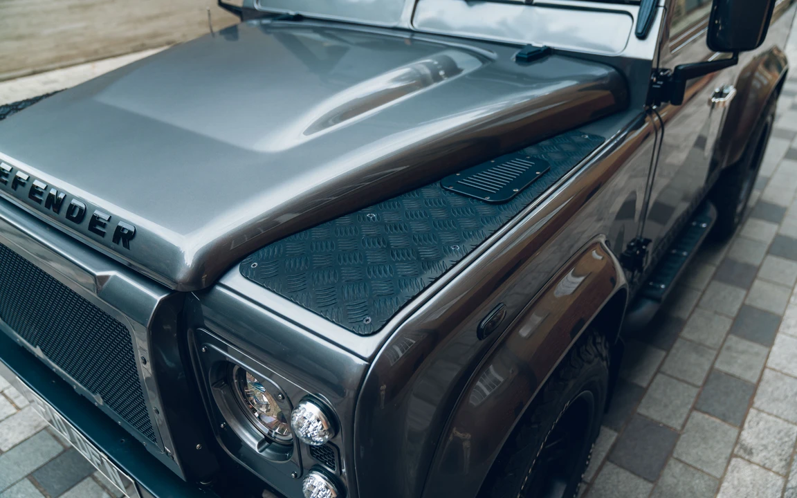 2014 Land Rover Defender 90 - Image 20 of 31