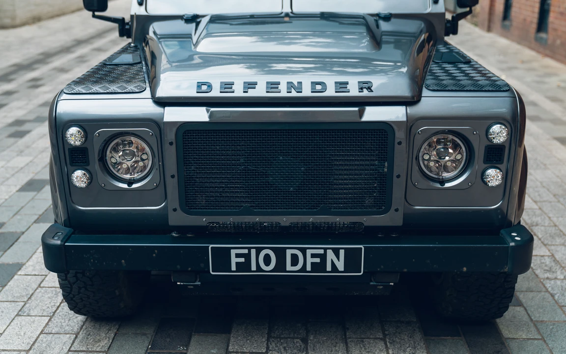 2014 Land Rover Defender 90 - Image 26 of 31
