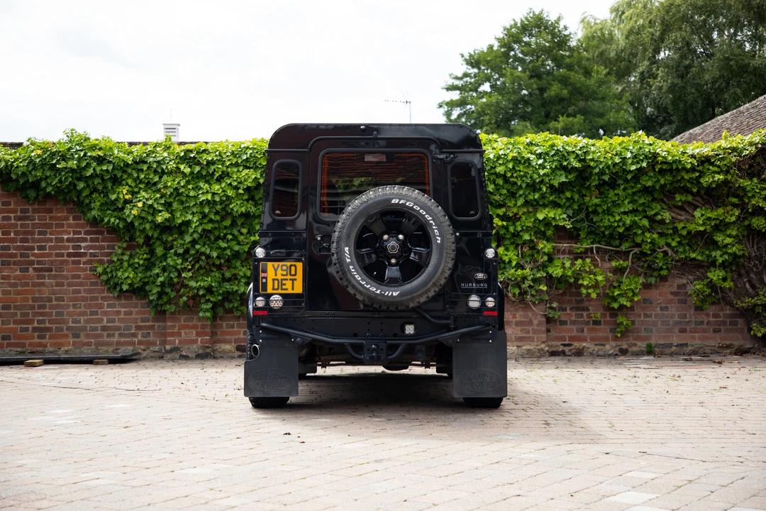 2014 Land Rover Defender 90 - Image 6 of 31
