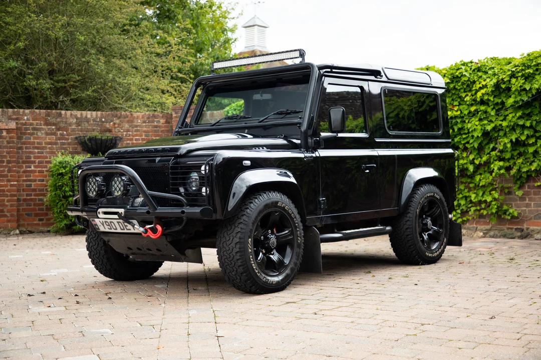 2014 Land Rover Defender 90 - Image 16 of 31