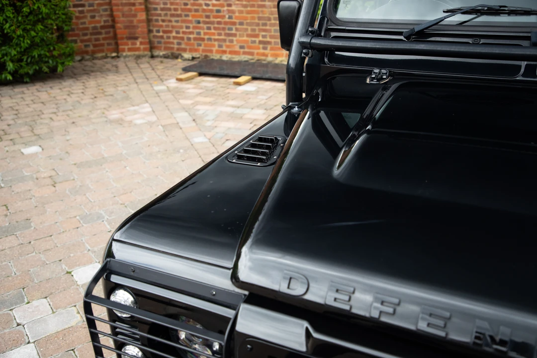 2014 Land Rover Defender 90 - Image 27 of 31