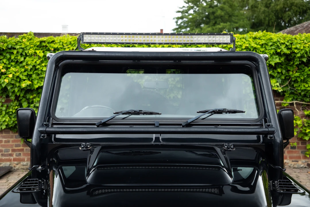 2014 Land Rover Defender 90 - Image 28 of 31