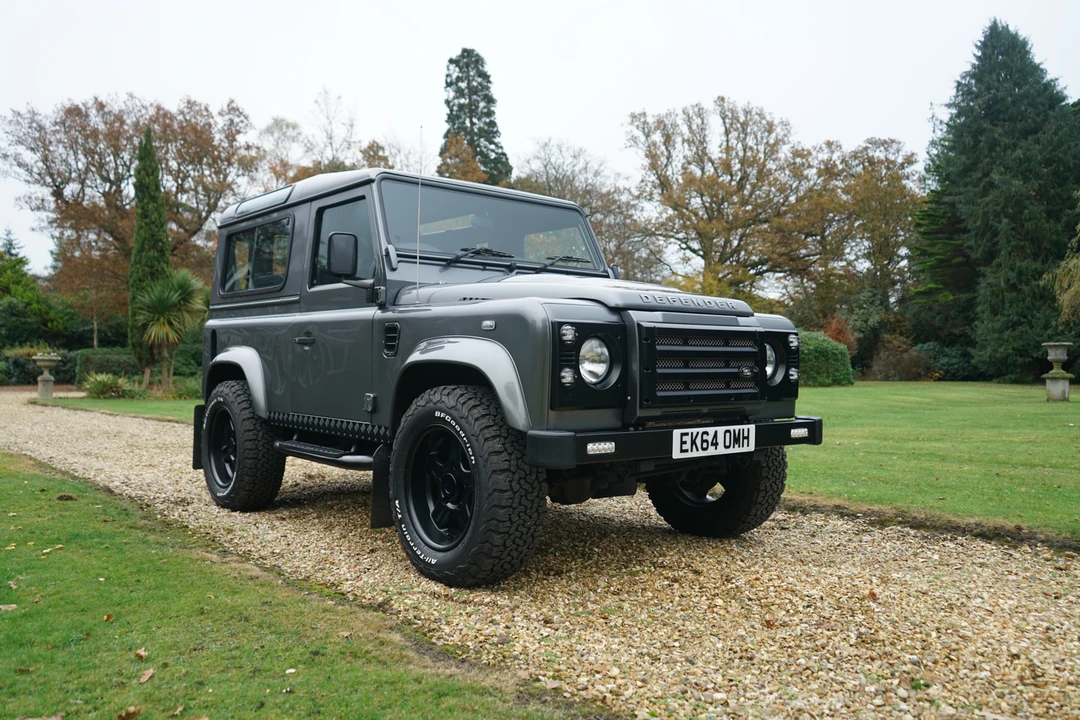 2014 Land Rover Defender 90 - Image 13 of 31