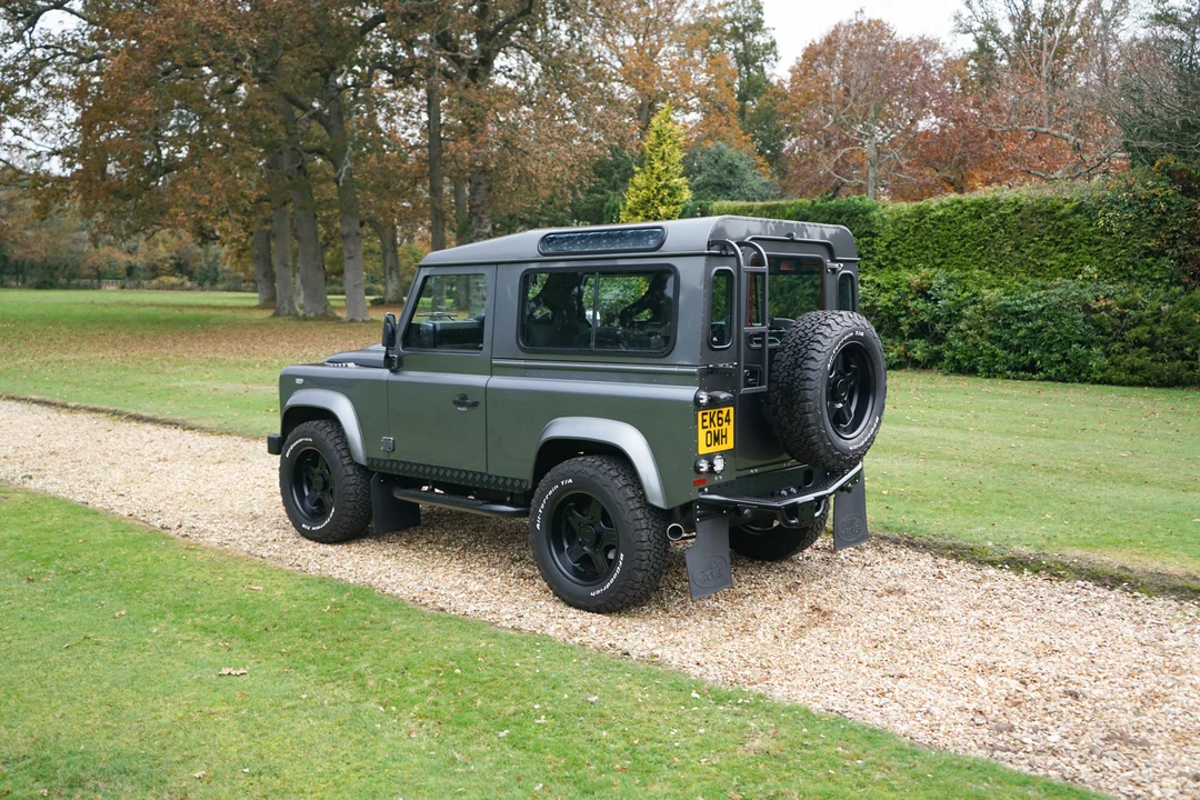 2014 Land Rover Defender 90 - Image 20 of 31