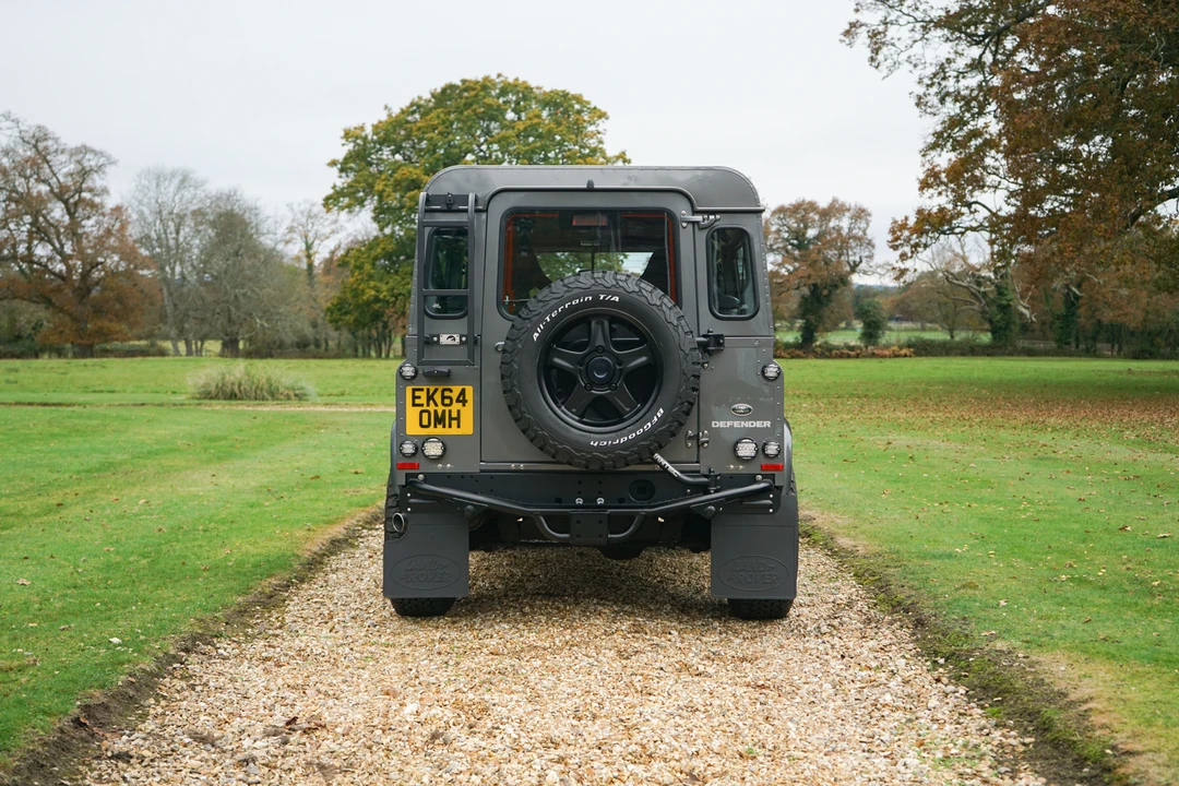 2014 Land Rover Defender 90 - Image 7 of 31