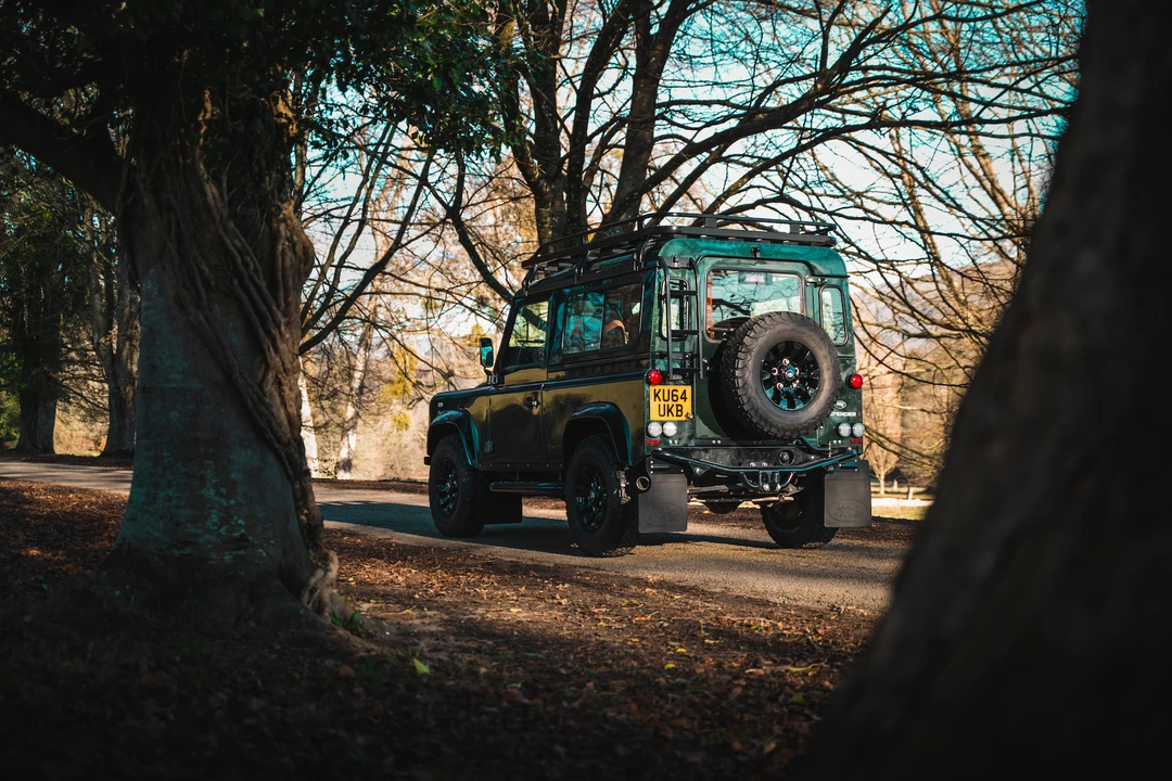 2014 Land Rover Defender 90 - Image 13 of 31