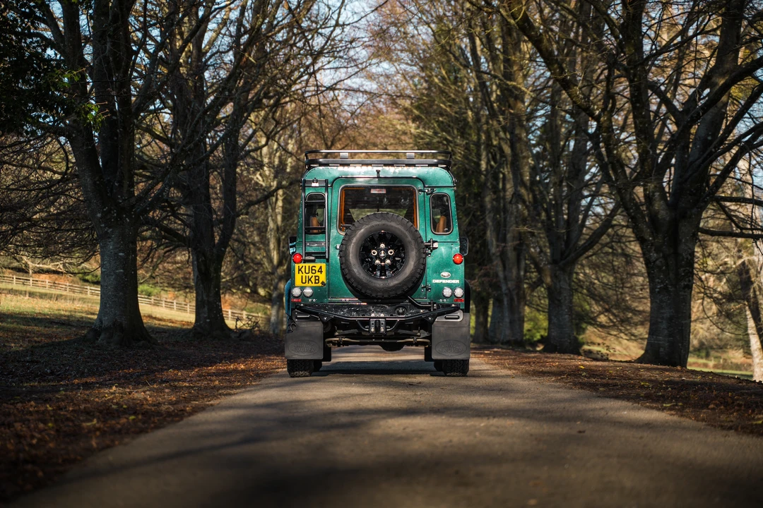 2014 Land Rover Defender 90 - Image 7 of 31