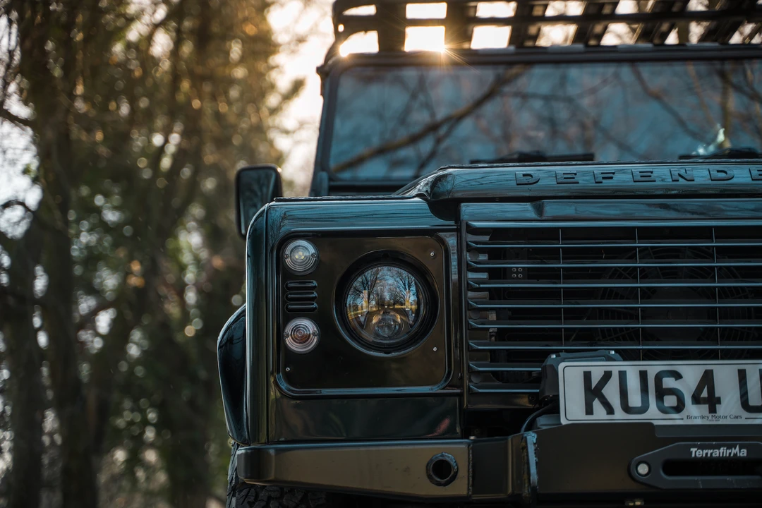 2014 Land Rover Defender 90 - Image 29 of 31