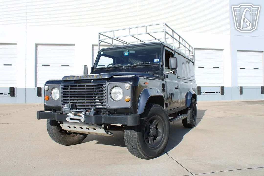 2014 Land Rover Defender 110 - Image 4 of 12