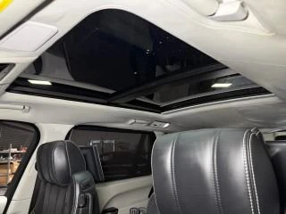 2014 Land Rover Range Rover L405 - Image 11 of 13