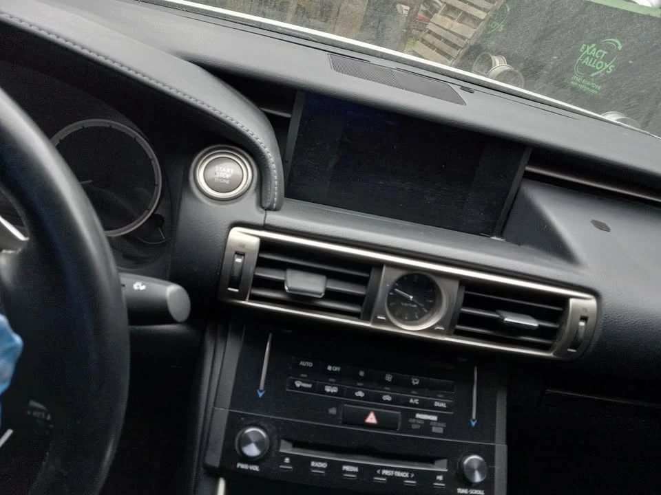 2014 Lexus IS 3rd Gen - Image 9 of 10
