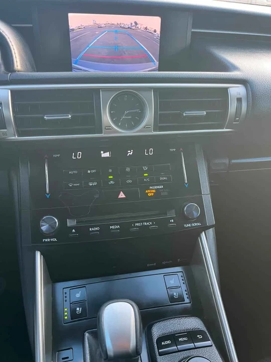 2014 Lexus LS 4th Gen - Image 18 of 20