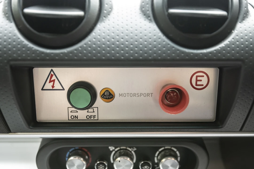 2014 Lotus Exige Series 3 - Image 24 of 31