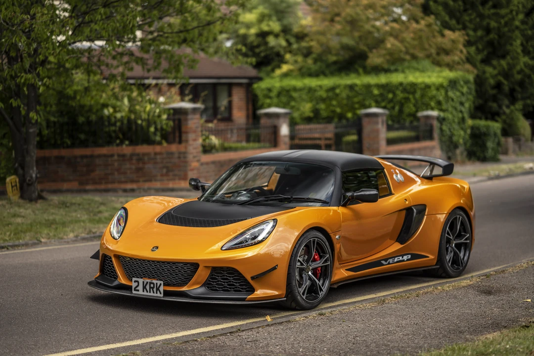 2014 Lotus Exige Series 3 - Image 2 of 31