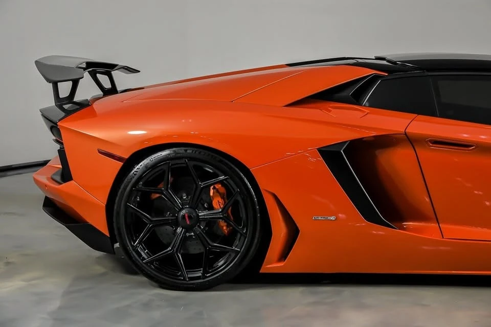 2014 Lamborghini Aventador LP700-4 - Image 14 of 20