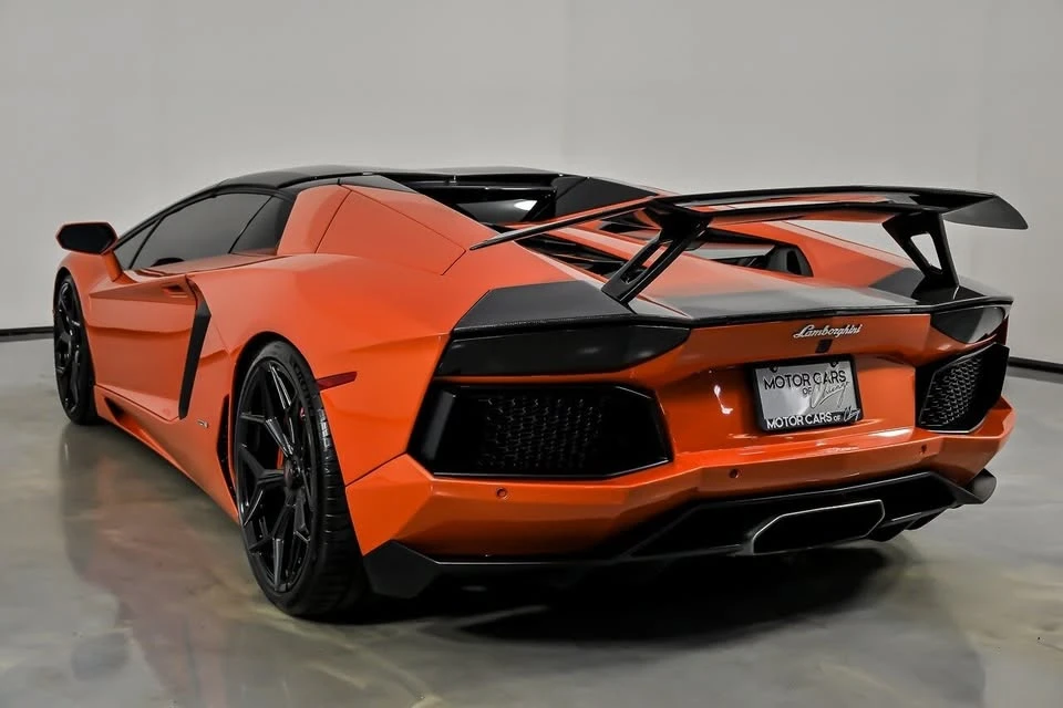 2014 Lamborghini Aventador LP700-4 - Image 11 of 20
