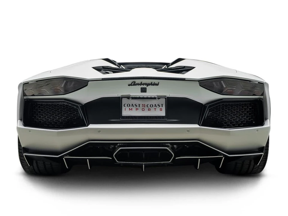 2014 Lamborghini Aventador LP700-4 - Image 13 of 31