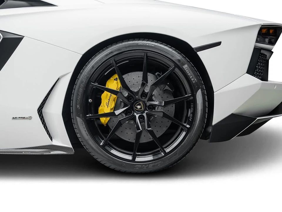 2014 Lamborghini Aventador LP700-4 - Image 23 of 31