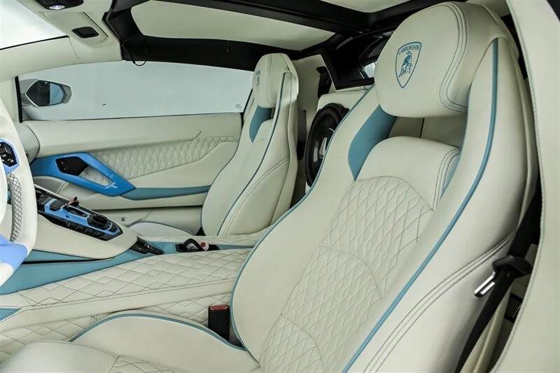 2014 Lamborghini Aventador LP700-4 - Image 20 of 31