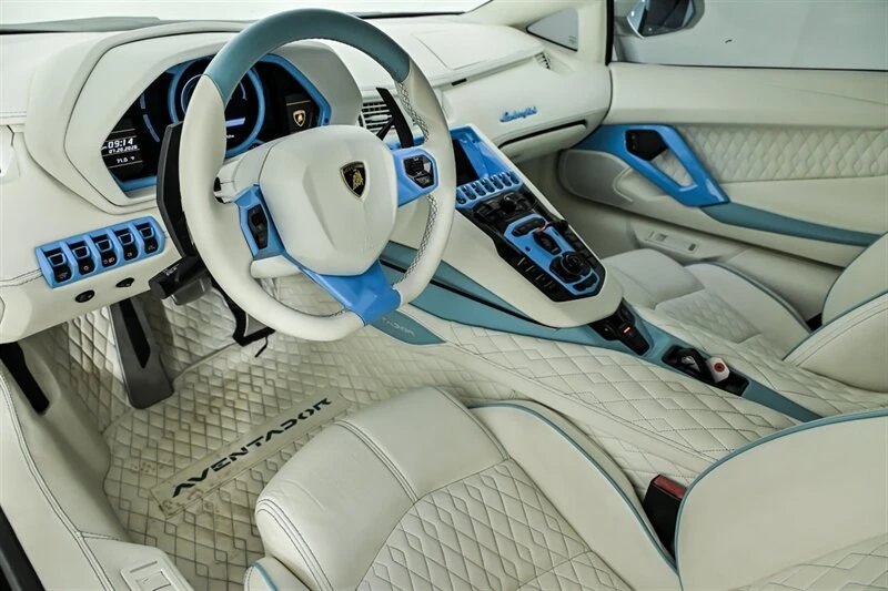 2014 Lamborghini Aventador LP700-4 - Image 18 of 31