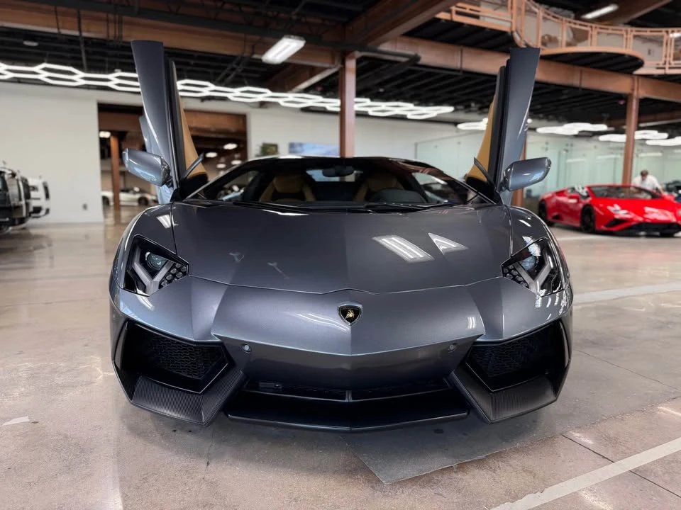 2014 Lamborghini Aventador LP700-4 - Image 13 of 20