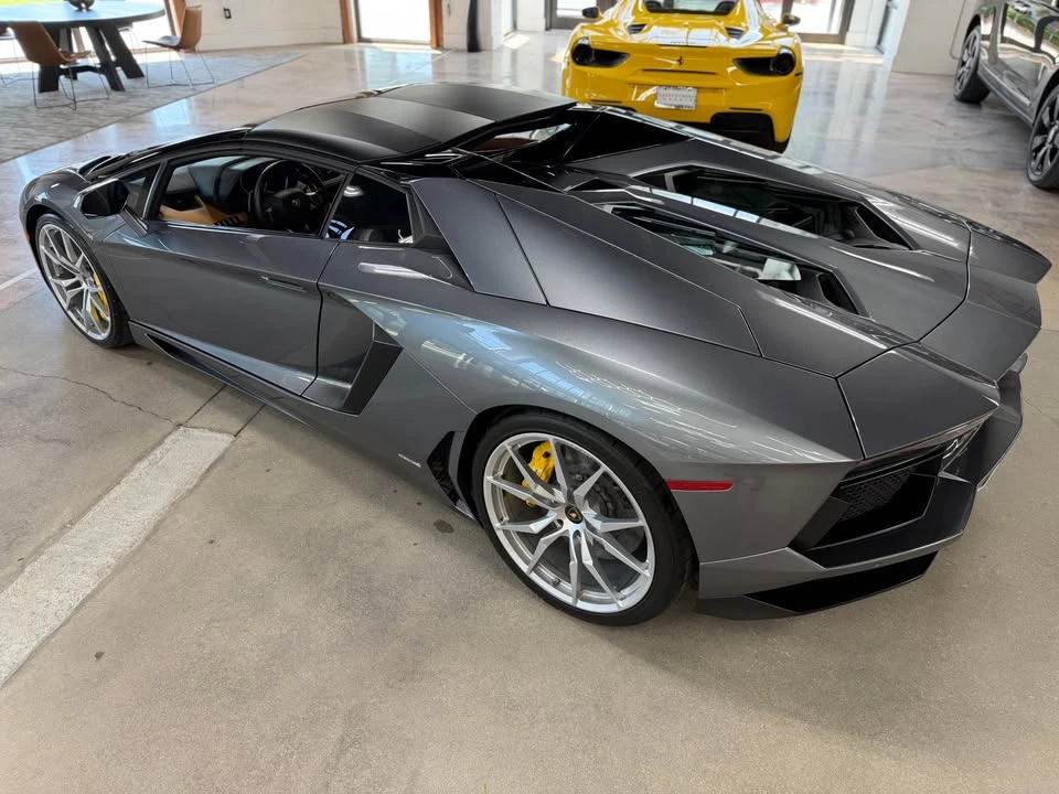 2014 Lamborghini Aventador LP700-4 - Image 9 of 20