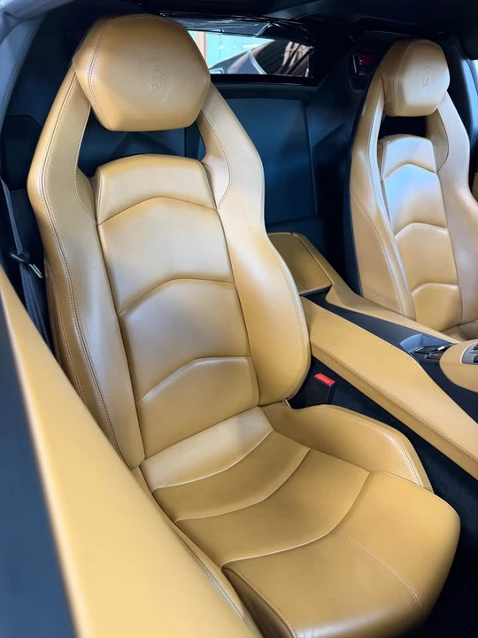 2014 Lamborghini Aventador LP700-4 - Image 19 of 20