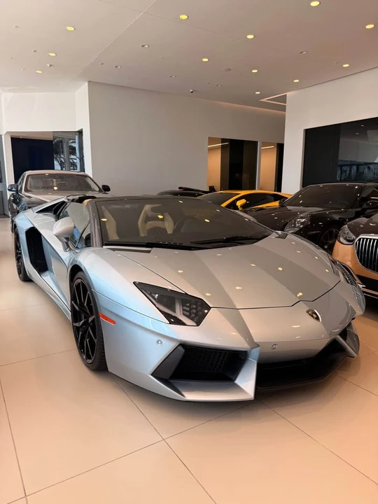 2014 Lamborghini - Image 5 of 12