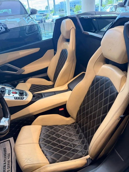 2014 Lamborghini - Image 10 of 12