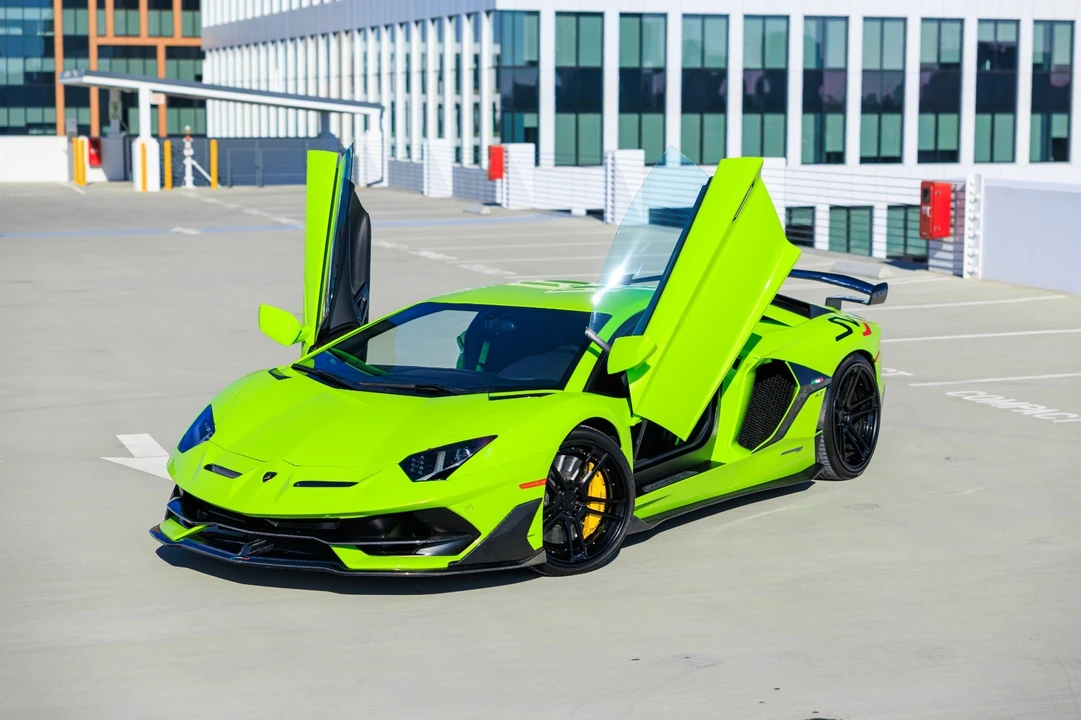 2014 Lamborghini Aventador LP700-4 - Image 2 of 21