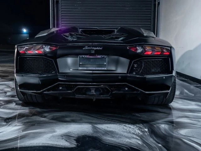 2014 Lamborghini Aventador LP700-4 - Image 10 of 21