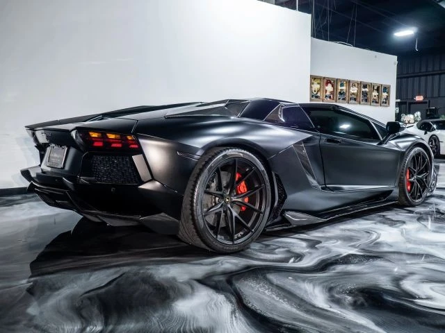 2014 Lamborghini Aventador LP700-4 - Image 8 of 21
