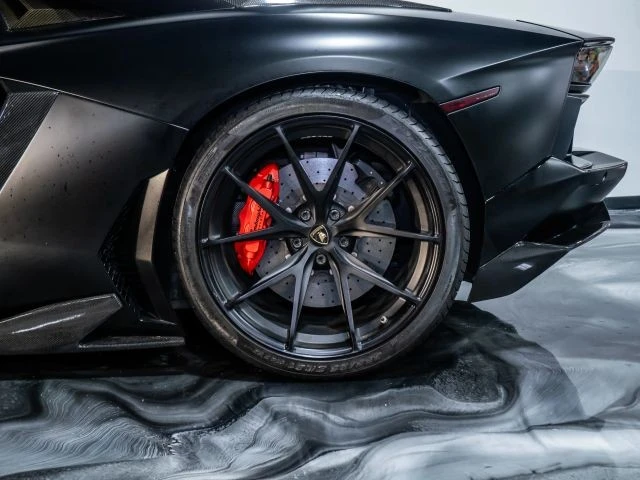 2014 Lamborghini Aventador LP700-4 - Image 18 of 21