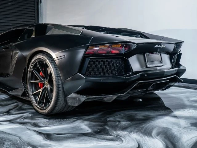 2014 Lamborghini Aventador LP700-4 - Image 11 of 21