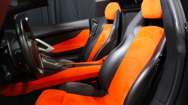 2014 Lamborghini Aventador LP700-4 - Image 16 of 21