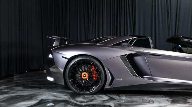 2014 Lamborghini Aventador LP700-4 - Image 11 of 21