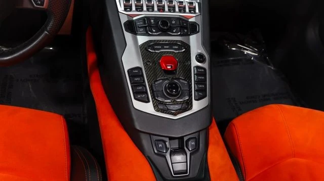 2014 Lamborghini Aventador LP700-4 - Image 18 of 21