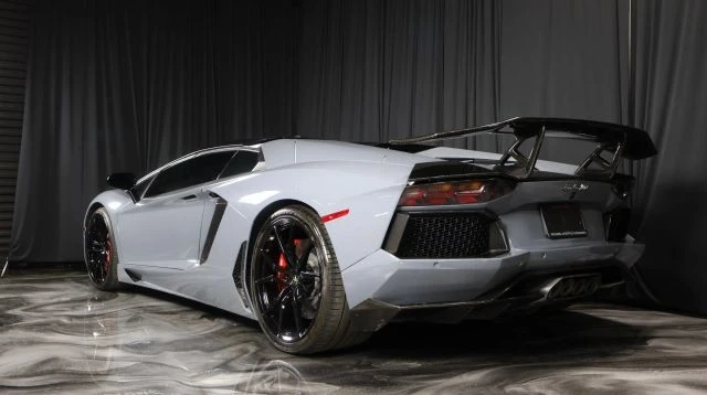 2014 Lamborghini Aventador LP700-4 - Image 4 of 17
