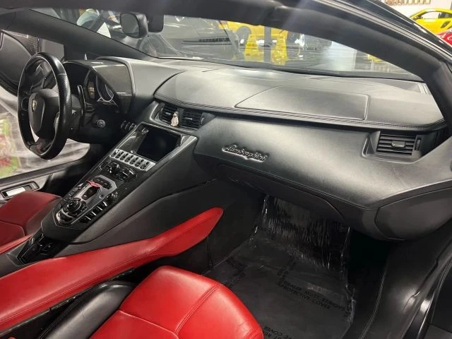 2014 Lamborghini Aventador LP700-4 - Image 7 of 7