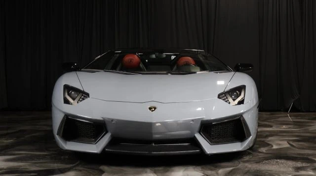 2014 Lamborghini Aventador LP700-4 - Image 9 of 17