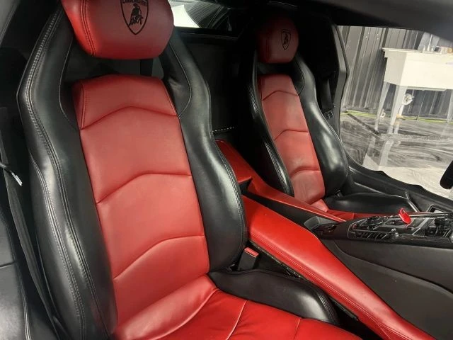 2014 Lamborghini Aventador LP700-4 - Image 6 of 7