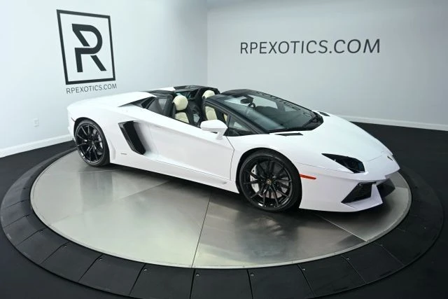 2014 Lamborghini Aventador LP700-4 - Image 11 of 31