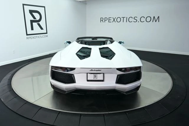 2014 Lamborghini Aventador LP700-4 - Image 8 of 31