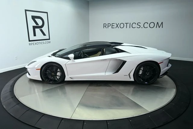 2014 Lamborghini Aventador LP700-4 - Image 27 of 31