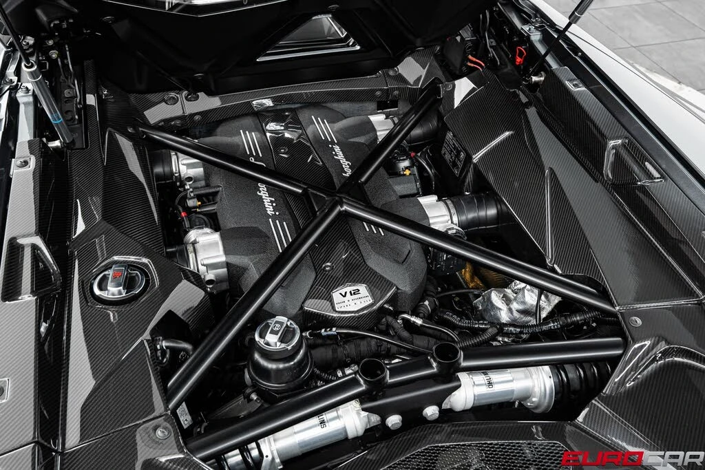 2014 Lamborghini Aventador LP700-4 Roadster - Image 23 of 31