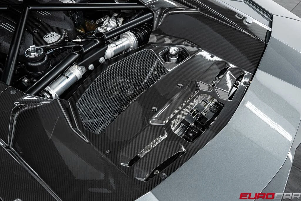 2014 Lamborghini Aventador LP700-4 Roadster - Image 24 of 31