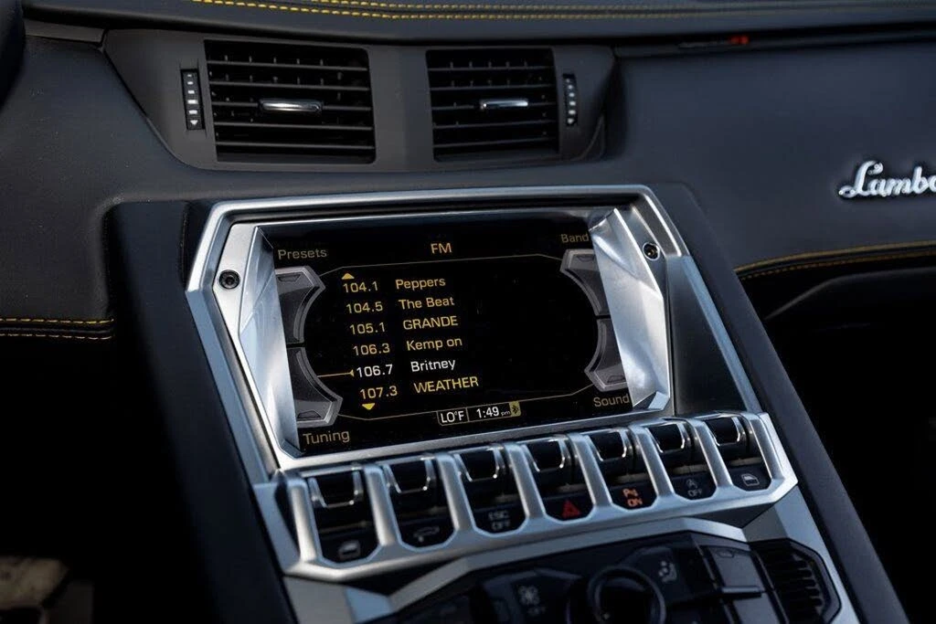 2014 Lamborghini Aventador LP700-4 - Image 21 of 31