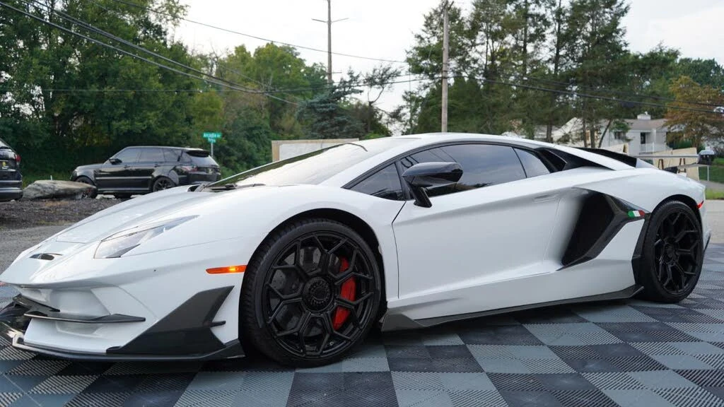 2014 Lamborghini Aventador LP700-4 - Image 18 of 31